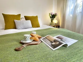 English Countryside Retreat:  Sleeps 10 - Image 5