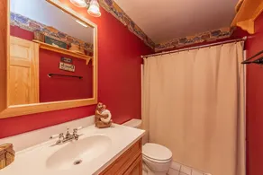 Cozy Dog Friendly Cabin Near State Park w/ Hot Tub - Image 4