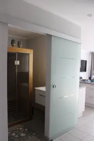 Excl. Apartamento en una ubicación central con sauna privada - Image 3