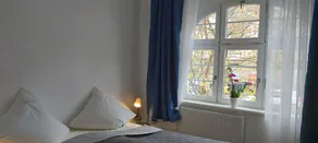 Für Gruppen und Familien - große Ferienwohnung Nähe Stadtpark, 4 Schlafzimmer, 2 Bäder, Terrasse, Parkplatz - Image 5