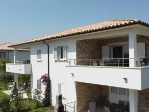 Lovely apartment for 6 guests with A/C, WIFI, pool, TV, terrace and pets allowed - Image 5