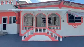House - Sleeps 4 - Patio - Parking - Image 5
