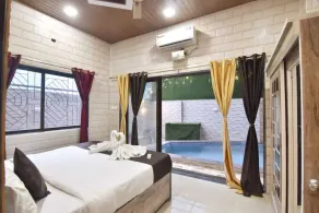 Sapphire Villa Luxury stay with 3 bedroom and rooftop sky Lounge - Image 2