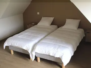 Maison de campagne rénovée avec terrasse, 3 chambres et équipement moderne, au cœur des collines du Perche - Image 5
