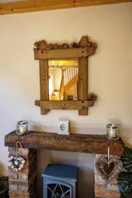 This barn is a 1 bedroom(s), 1 bathrooms, located in Whitby, N Yorks. - Image 2
