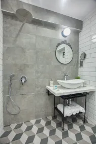Spacious flat close to the American Embassy, free parking place - Image 2