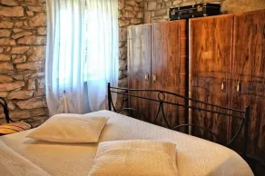 Fritliggende traditionelt hus med privat pool og have gratis WiFi - Image 5