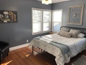 The Parson's Cottage - Charming, Cozy, Adorable! - Image 2