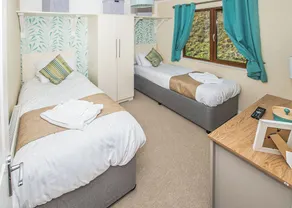 Top of the range and extremely spacious five star luxury 20ft-wide lodge. - Image 5