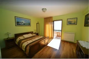 Villa Lunin 5*, Holiday Home Rental - Image 4