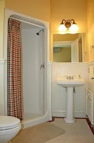 Beautiful Condominium at Castle Hill Resort, 10 Minutes from Okemo Ski Resort - Image 5
