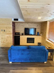 Lake lawn inn - Image 5