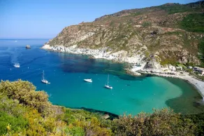 Cape House Korsika, fødderne i vandet med uhindret udsigt over havet! - Image 3