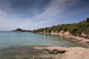 Luxurious villa with pool in Porto Heli - Image 4