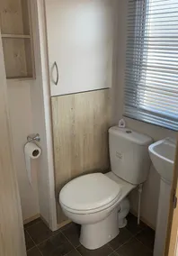 Beautiful caravan located opposite Greatstones stunning beach - Image 3
