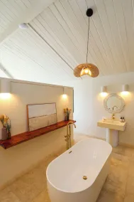 Galleon Beach Resort - Image 2