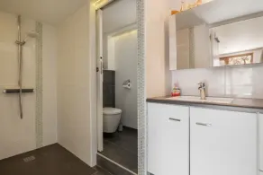 Apartment \"La Tour 74\" with Mountain Views, Private Terrace, and Wi-Fi - Image 2