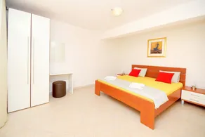 Appartements familiaux en bord de mer Okrug Gornji Trogir Split - Image 3