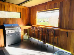 Family or group accommodation in farm setting. - Image 2