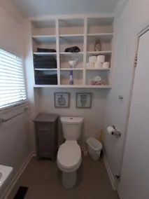 Cozy Beachfront Cottage - Image 5