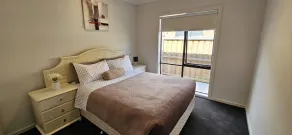 Spacious 4 bedroom home in Weir Views near Warrawong Estate - Image 3