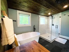 Modern Farmhouse Near Chagrin Falls Beachwoood Cuyahoga Valley National Park - Image 3