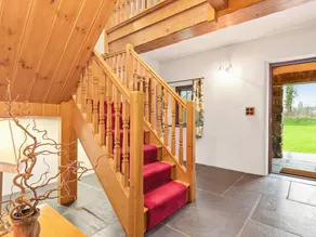3 bedroom accommodation in Tenby - Image 5
