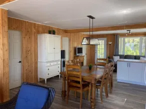 2-Chalet on Lac St Jean/private beach CITQ 301480 - Image 4
