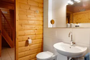 Holiday Home 'Zum Radekopf' with Whirlpool, Terrace, Garden and Sauna - Image 5