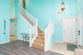 Luxury 5 bed 4 bath SW facing pool with conservation and lake view - Image 2