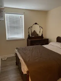 Quiet 2 Bedroom Apartment Condo close to Downtown - Emerald Elite - Image 5