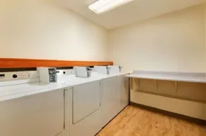 Summit Suites - Image 4