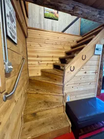 Beautiful Mountain Top Cabin with amazing views and private peaceful setting! - Image 2
