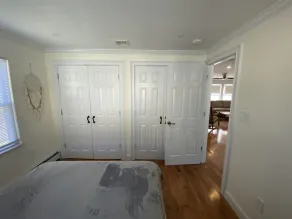 Entire house hosted by Timmy 5 guests · 2 bedrooms · 5 beds · 1 bath - Image 3