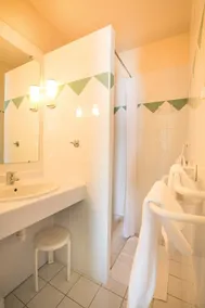 Appartement Cosy dans les Montagnes | Piscine + Sauna sur Place! - Image 3