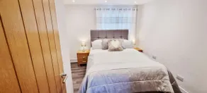 Beautifully  Presented One Bedroom Romantic Home & Private Hot Tub. - Image 5
