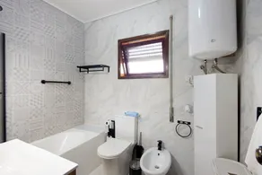Apartment \"Barrinha Beach\" with Sea View, Shared Terrace & Wi-Fi - Image 3