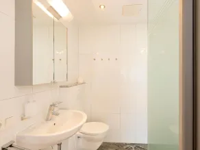 Apartment With Fantastic View - Image 3