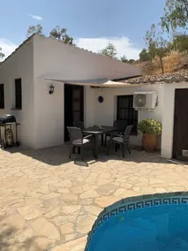 Private rural cottage, Spectacular Country Views, Own private Pool, Garden. A/C - Image 5
