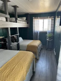 Sleeps 8 — Bunkhouse - Image 3