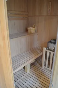 Green setting, ideal for families and friends, Jacuzzi, table soccer, petanque, sauna. - Image 3