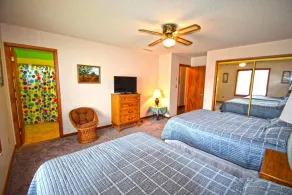 Fountain Road 13701 3 Bedroom Home by RedAwning - Image 3