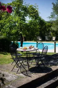 Villa with swimming pool, tennis court and table tennis ideal for sports lovers and the enjoyment of - Image 4