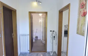 Idyllic apartment in Valizza-Umag, surrounded by greenery, air-conditioned, WiFi - Image 2