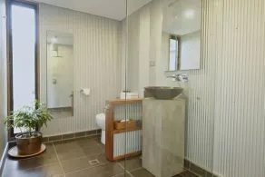 Perched on the bank of Broughton Mill Creek & only 500 meters from Berry centre - Image 2