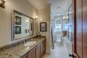 Private Estate on Vineyard - The Attune Estate - Image 3