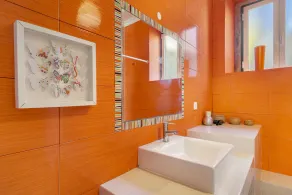 WHome Urban Comfort: 1-BR near Airport & Train Station - Image 3