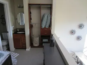 Traveling Professionals 30+ Day Rental Historic  Walkable Loft Downtown Denver - Image 5