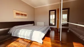 Holiday house in Vidreres with pool and private basketball court - Image 4