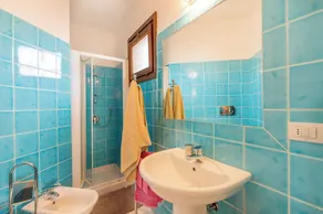 2 km from Porto Cervo, with panoramic terrace, garden, WiFi, parking, A/C - Image 3